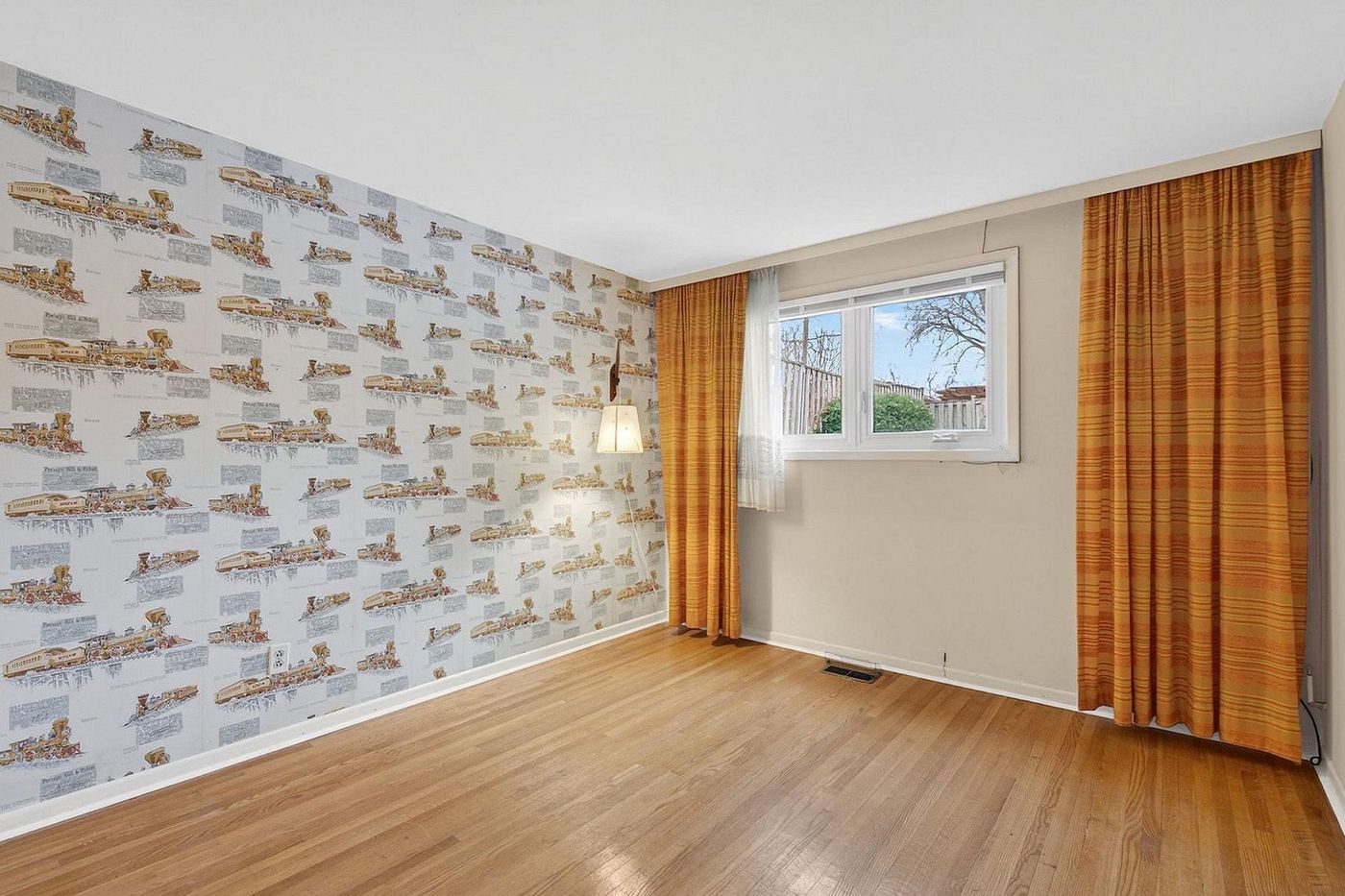 1021 Vera Cruz Drive Ontario