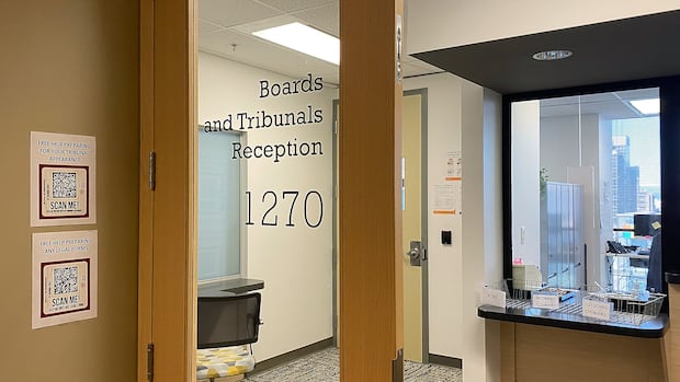 Chilliwack school trustee Laurie Throness resigns over free speech 'chill'