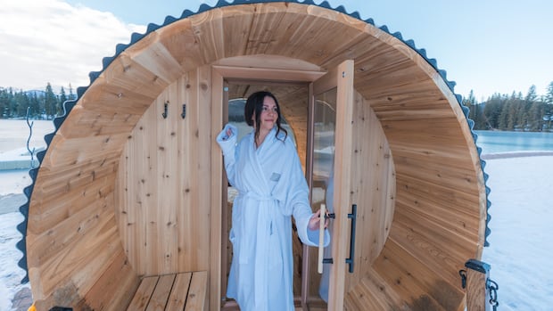 Thinking about a sauna? Heat therapy can improve vascular health, experts say