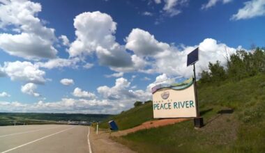 Unique pop-up event connects vulnerable northern Alberta residents with social agencies