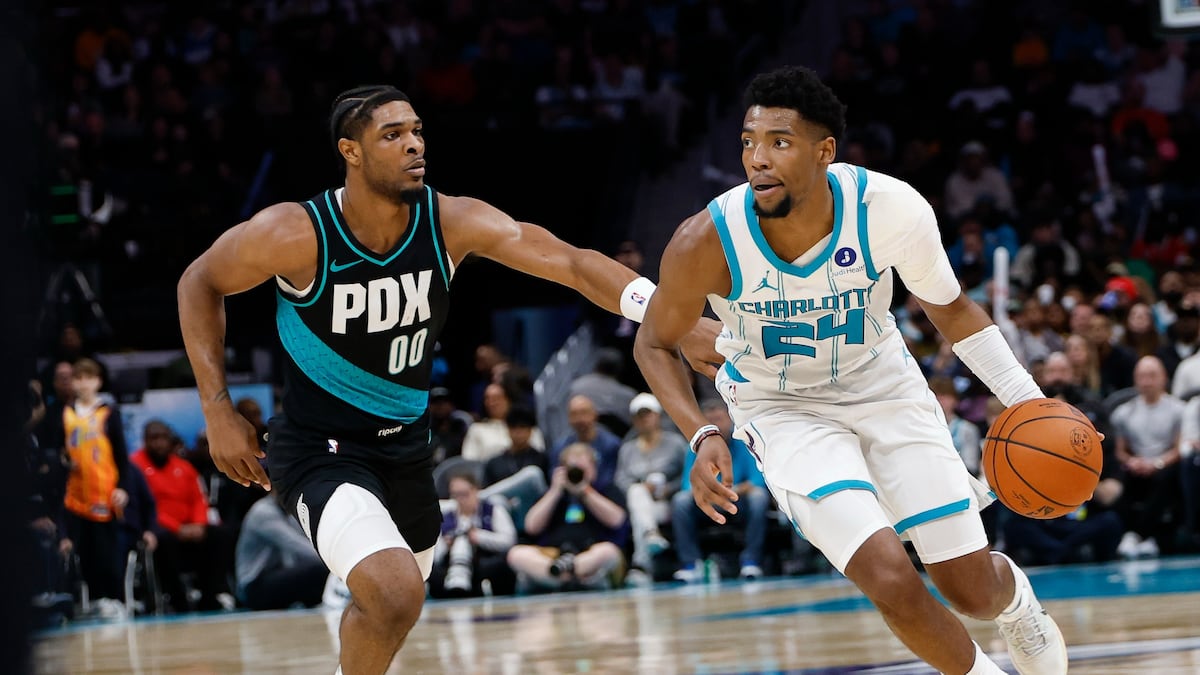 Miller scores 26 points as the Hornets beat the Trail Blazers 109-93 for their 4th straight win