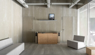 Aerotim Hangar / +kouple | ArchDaily