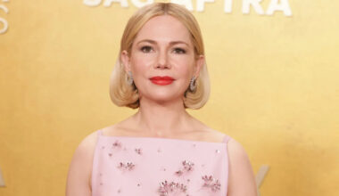 Michelle Williams reflects on James Van Der Beek's death