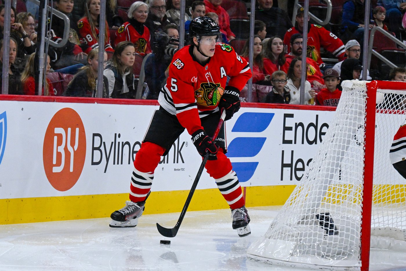 Oilers acquire defenceman Murphy from Blackhawks for second-round draft pick in 2028