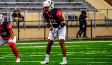 Argonauts Add DB Vincent Gray & DL Quincy Robinson