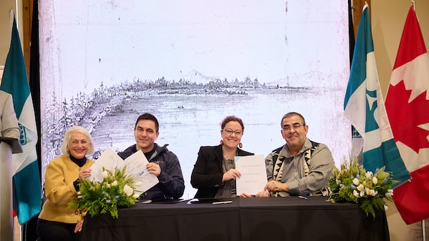 Canada signs Aboriginal rights, fishing and marine management agreements with Musqueam