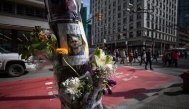 Man accused of 2023 Vancouver Starbucks stabbing says he found knife on dumpster