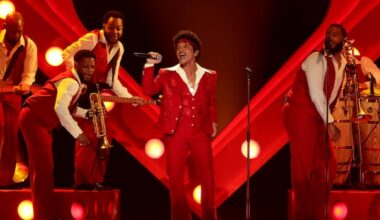 On The Romantic, Bruno Mars rejects innovation and embraces nostalgia