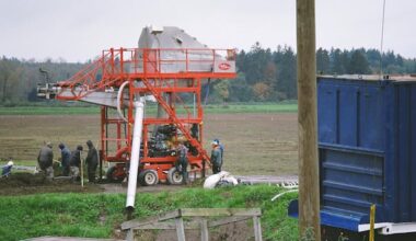 Class action lawsuit over migrant farm workers' EI benefits, restrictions to proceed