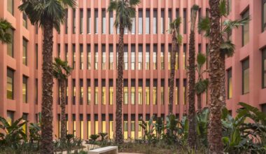 Hospital of the Smart Health Care City / Michel Rémon & Associés