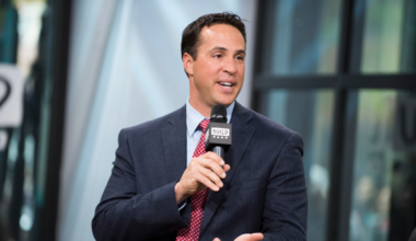 Former MLB star Mark Teixeira wins GOP primary in Texas congressional race