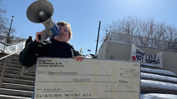 Ottawa students join in provincewide rallies against OSAP cuts