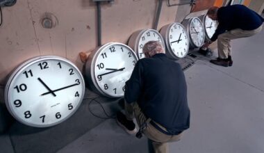 As B.C. moves to permanent daylight time, what could that look like if Alberta follows suit?