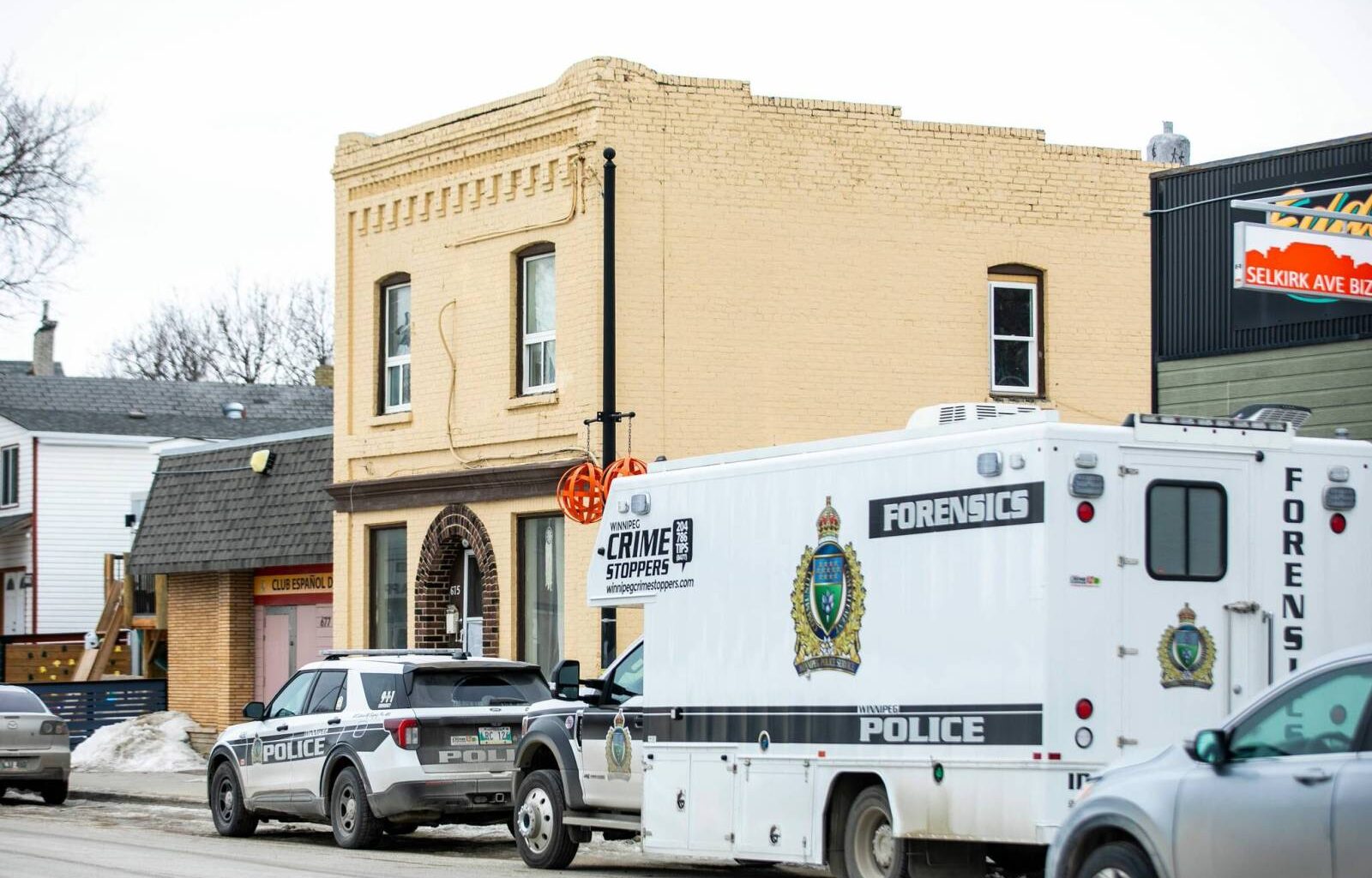 Police probe homicide inside North End apartment – Winnipeg Free Press