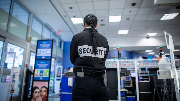 Manitoba faces calls to change rules that let untrained security guards work with temporary licences