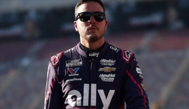 Alex Bowman will miss Phoenix NASCAR Cup race, suffering from vertigo