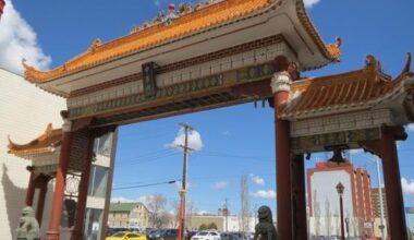 Construction on new gate for Edmonton's Chinatown begins on Monday