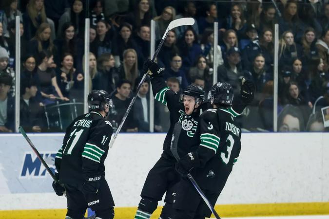 Petruic's Hattrick, Maier's Shutout Lead Huskies to Canada West Finals Game One Win