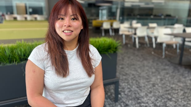 Montrealer recounts being stuck in Dubai, as others continue to struggle to flee hostilities