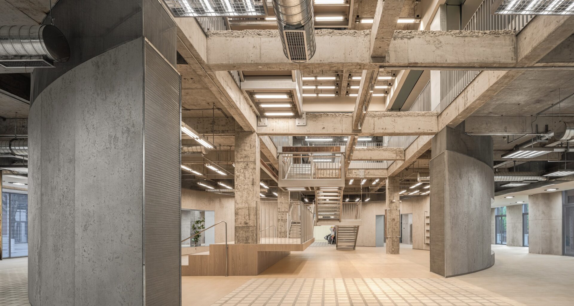 RICHAUS / Vari Architects | ArchDaily