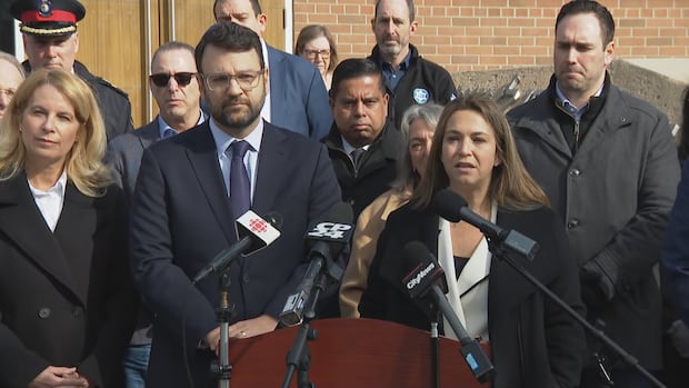 GTA Jewish community urges action against antisemitism after 3 synagogue shootings in a week