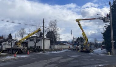 Intense windstorm damages hotel, power lines in B.C. as gusts top 110 km/h