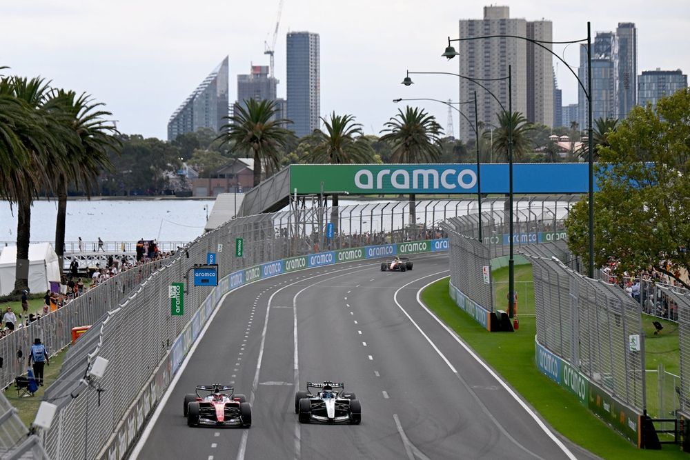Charles Leclerc, Ferrari, George Russell, Mercedes