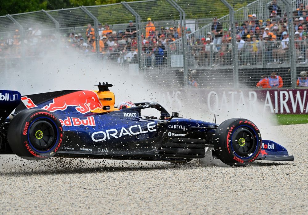 Max Verstappen, Red Bull Racing crash