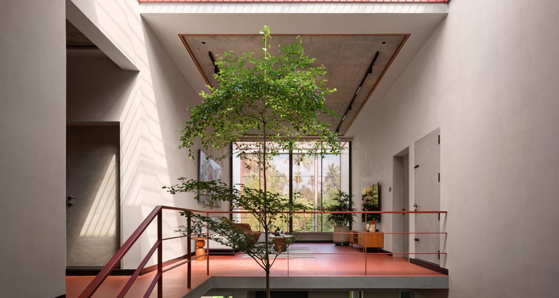 MRIYA - the Red House / i2a Architects Studio