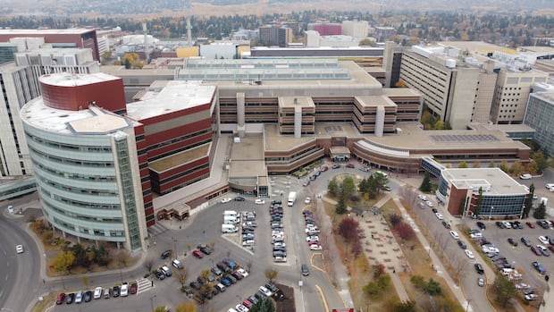 Edmonton physicians warn province of ‘immediate, unavoidable' surgery disruptions over changes to compensation