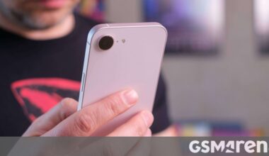 Apple iPhone 17e in for review