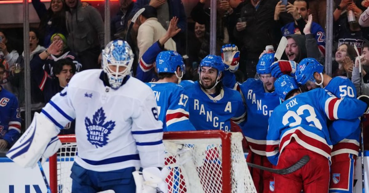 Johnson on how the Leafs can compete next season, if Toronto should take a longer term approach to its rebound & looking ahead to Leafs vs Ducks