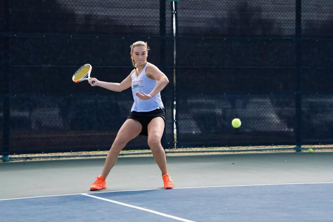Women's Tennis prepping for intrastate matchups
