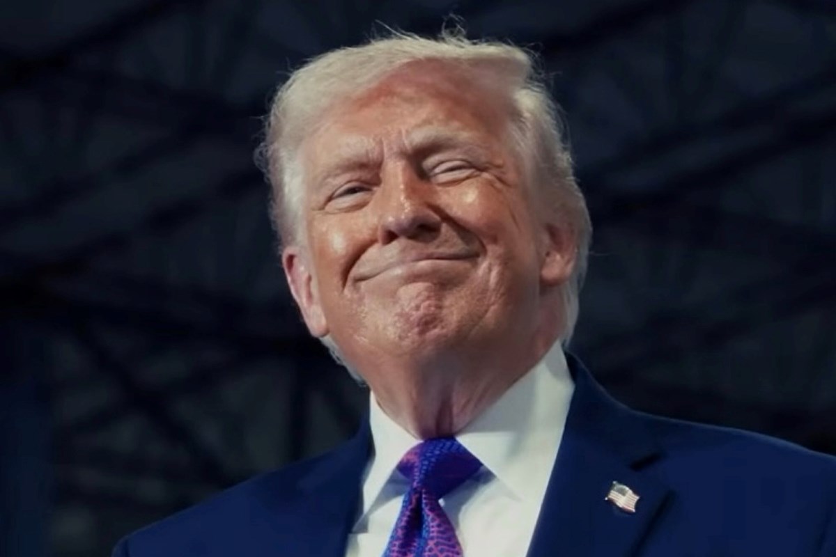 How much did President Trump's tariffs cost Algoma Steel last year?