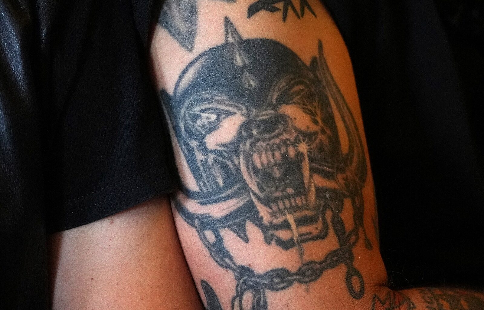 Friday the 13th brings ink fiends out to Edmonton tattoo shops – Winnipeg Free Press