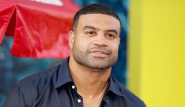 Pro Bowler Shawne Merriman says streamers must bundle for NFL rights