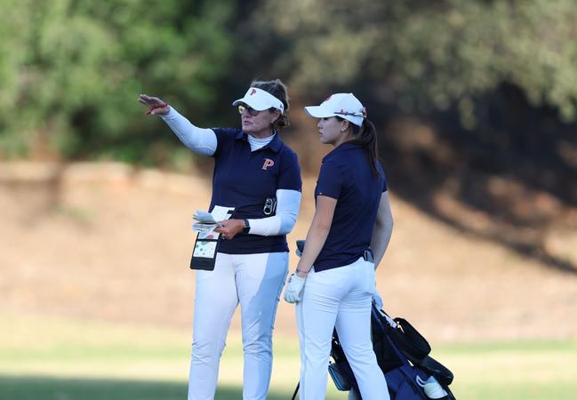 Gibbs Reaches 3,000 Wins Leading Pepperdine Women's Golf