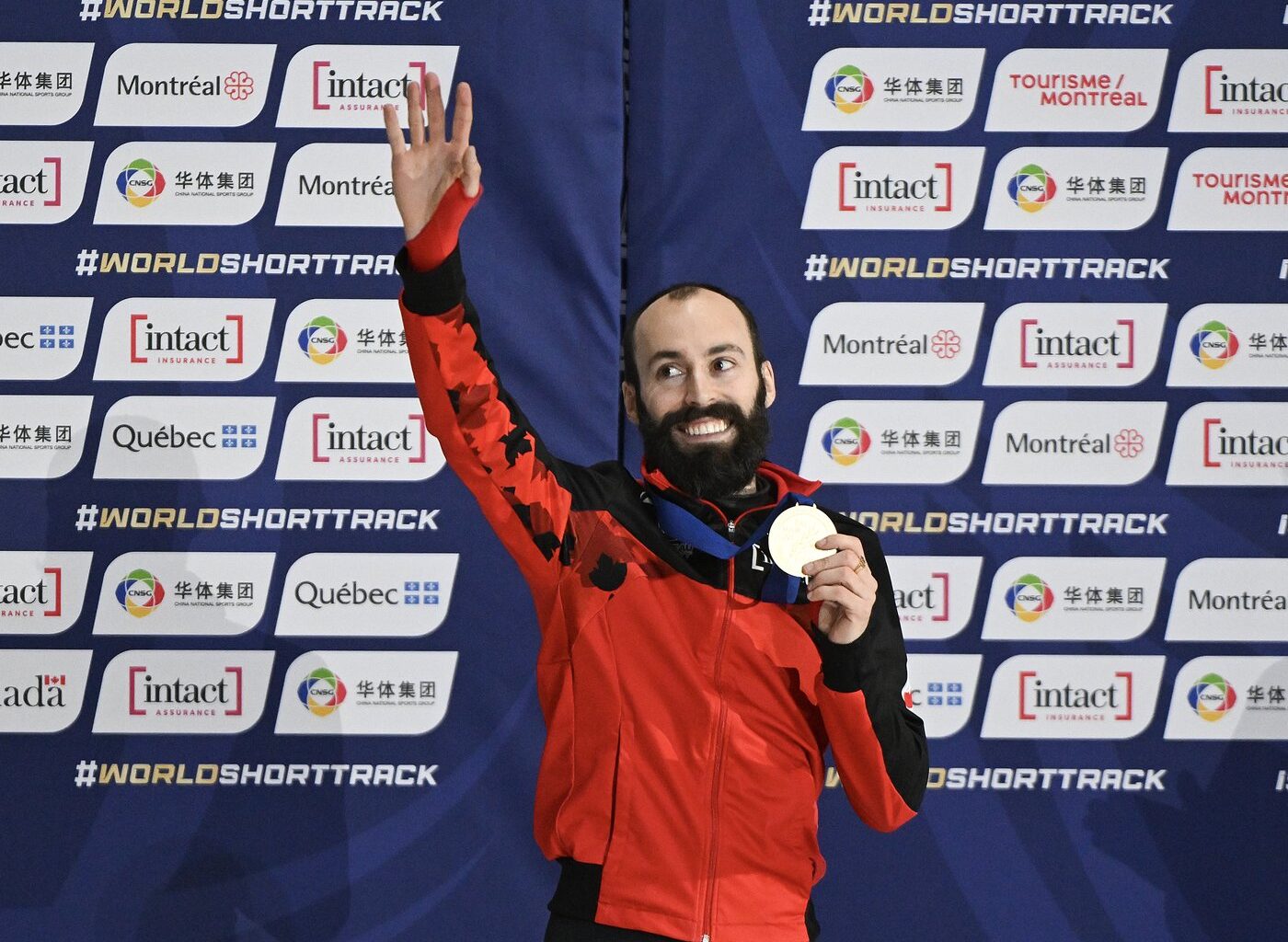 Canada’s Steven Dubois wins 500-metre gold at world short track championships | NanaimoNewsNOW