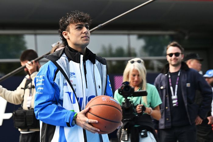 Arvid Lindblad, Racing Bulls