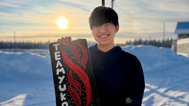 Watson Lake teen captures Yukon night sky in Arctic Winter Games gear design