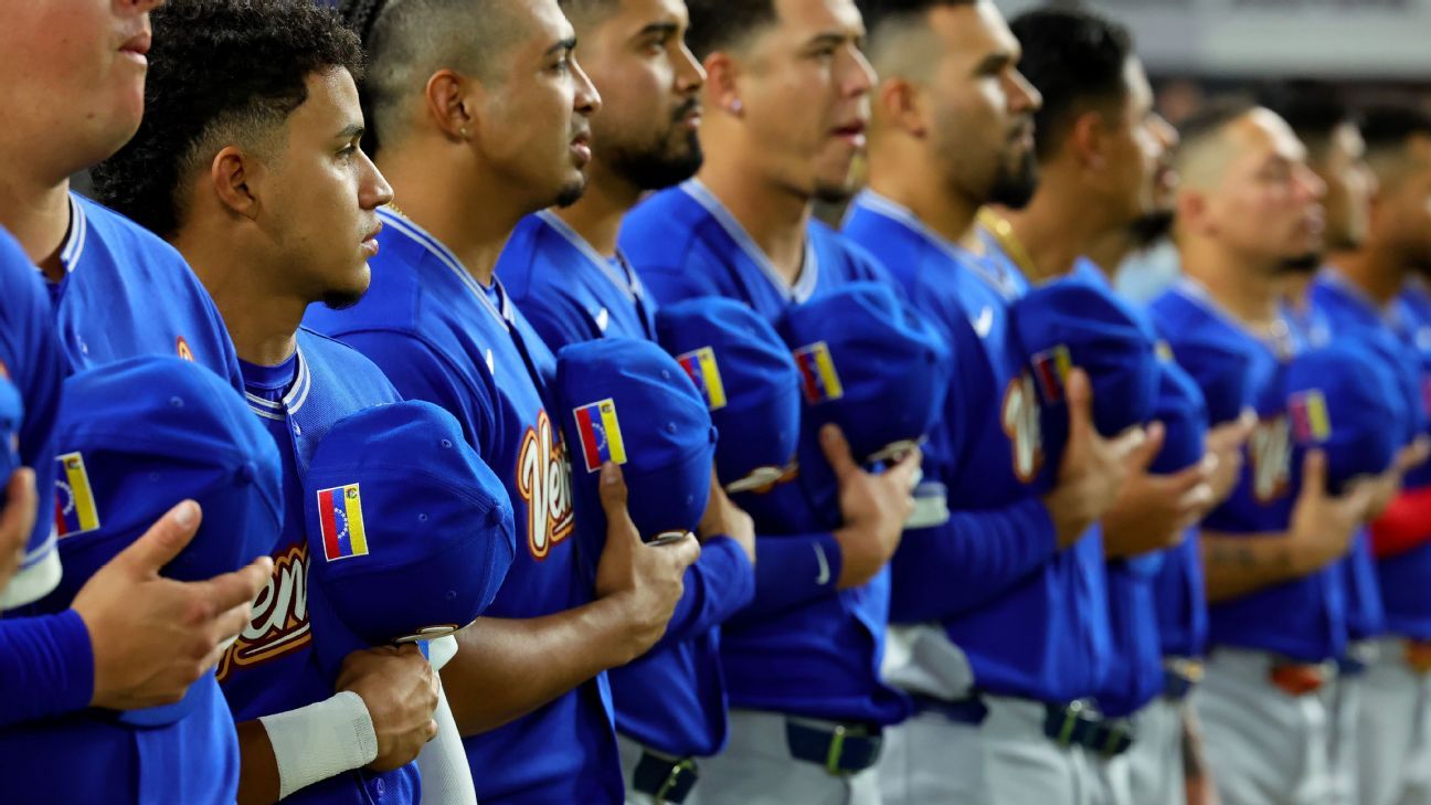 Amid turmoil back home, Team Venezuela savors WBC moment