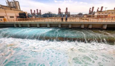 Middle East Desalination Plant Attacks Highlight Risks of Relying on “Fossil Fuel Water” – Mother Jones