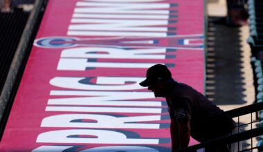 A heat wave with triple-digit temps is altering the MLB Cactus League schedule | NanaimoNewsNOW