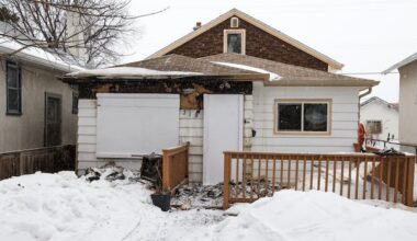 1 person found dead after house fire in Winnipeg's East Kildonan area