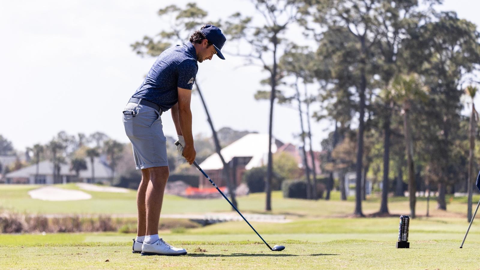 University of North Carolina Wilmington Logo