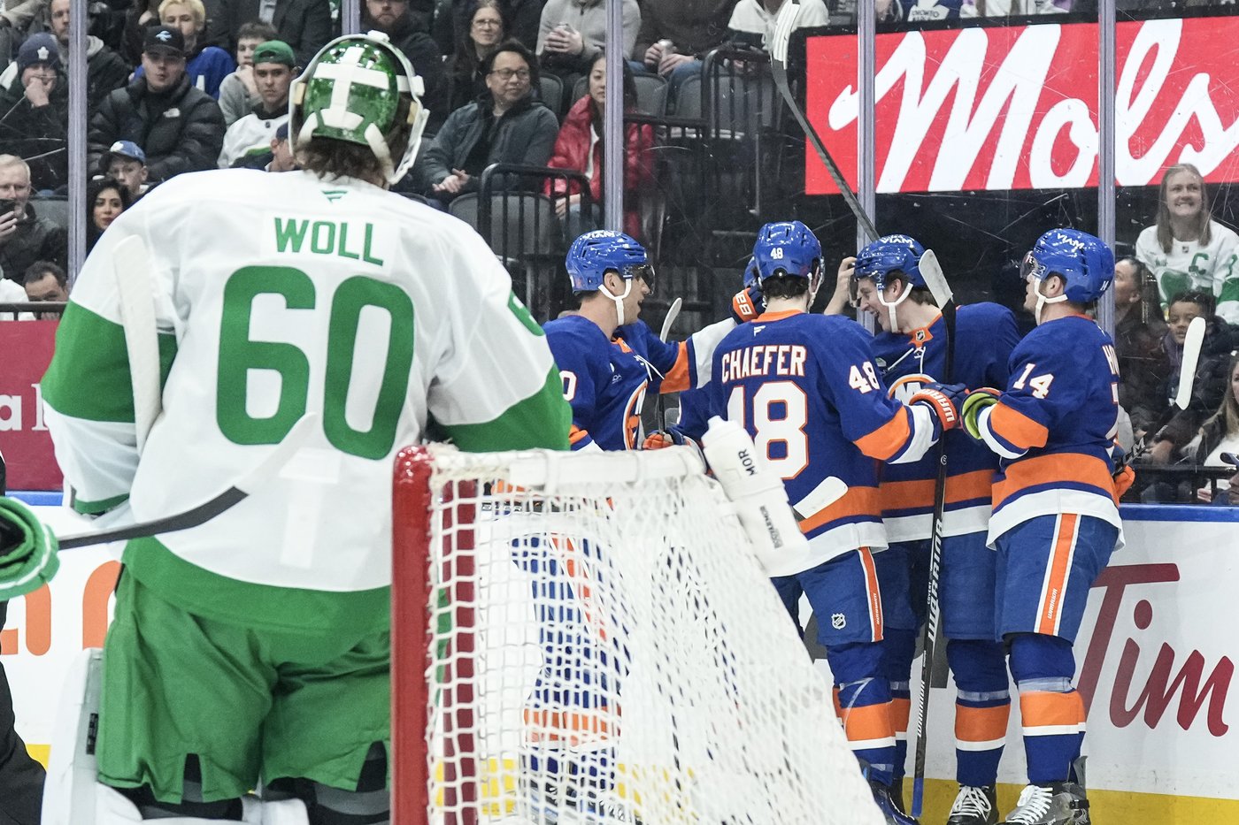 New York Islanders jump on Maple Leafs early, down Toronto 3-1 | NanaimoNewsNOW