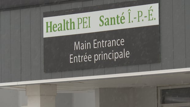 Implementation of P.E.I.'s new agreement on doctor workloads put on pause, says province
