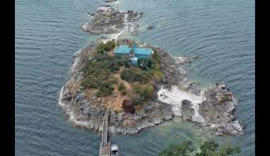 Private island 50 km from Vancouver discounted, now selling for under $1M