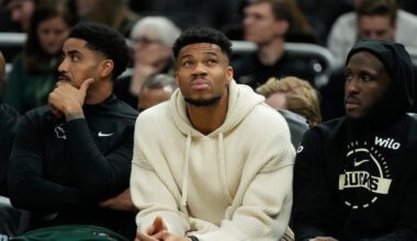 Bucks’ Giannis Antetokounmpo sidelined with hyperextended knee and bone bruise