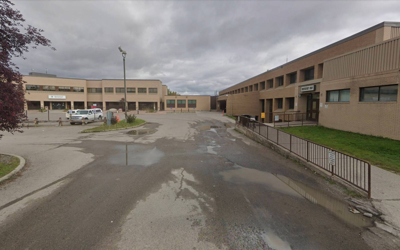Safety officers on duty at Thompson hospital – Winnipeg Free Press